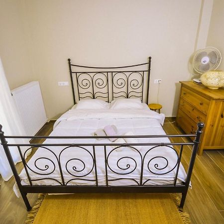 Gorgeous Apartment In The City Center Солун Екстериор снимка