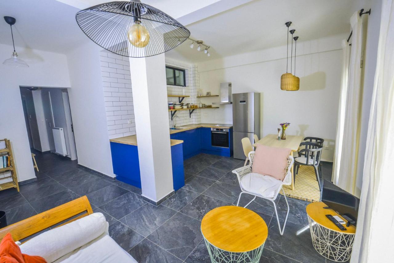 Gorgeous Apartment In The City Center Солун Екстериор снимка