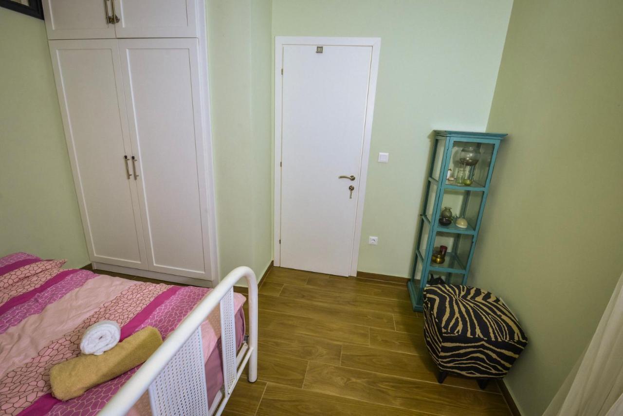 Gorgeous Apartment In The City Center Солун Екстериор снимка