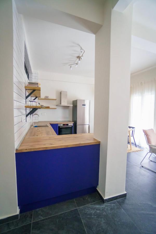 Gorgeous Apartment In The City Center Солун Екстериор снимка