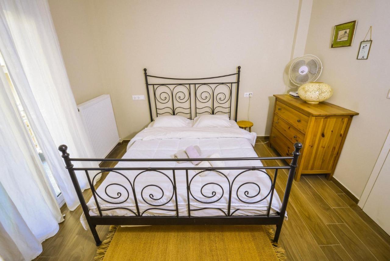 Gorgeous Apartment In The City Center Солун Екстериор снимка